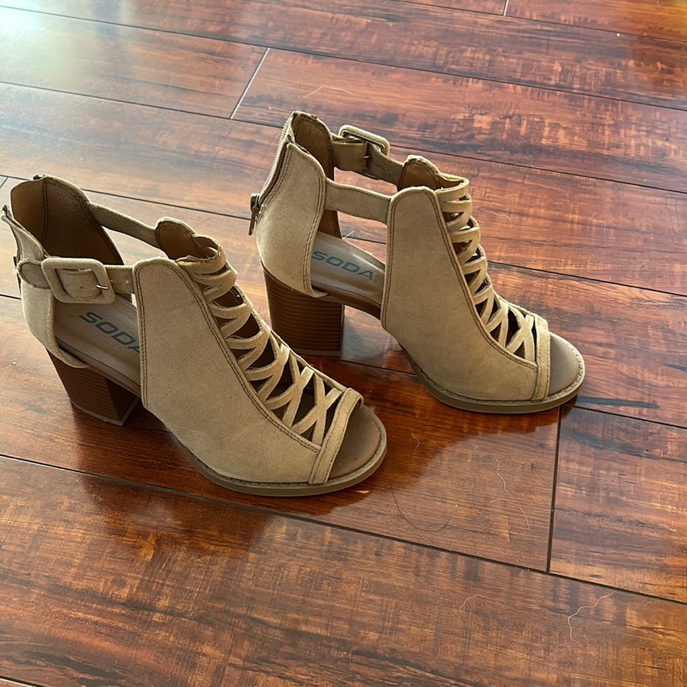 NanaMacs Booties/Sandals